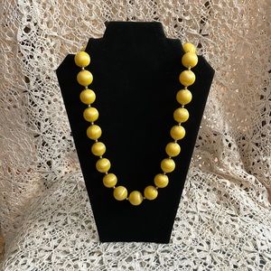 Vintage chunky yellow statement necklace
